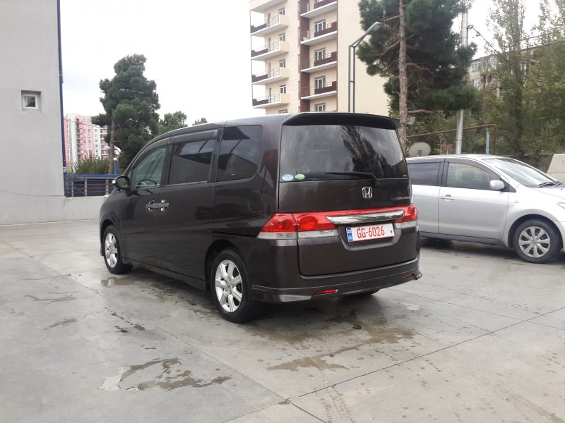 Honda Minivan Stepwgn 2005