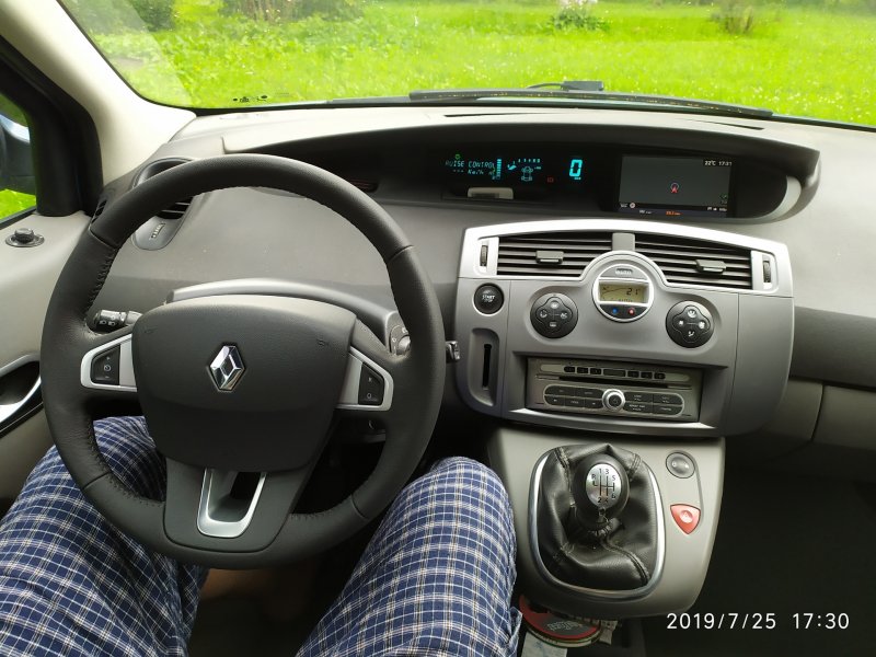 Renault Scenic Grand II Tuning
