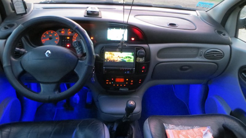 Рено Сценик rx4 салон