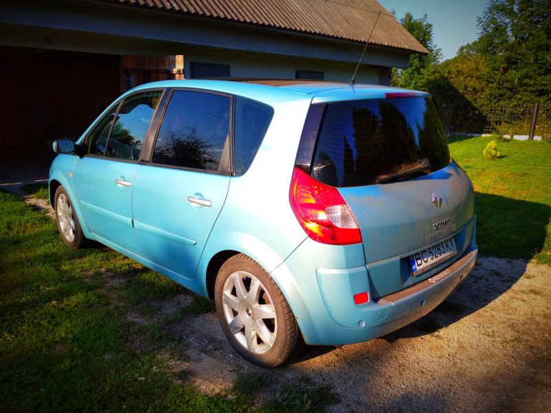 Renault Scenic 2 r17