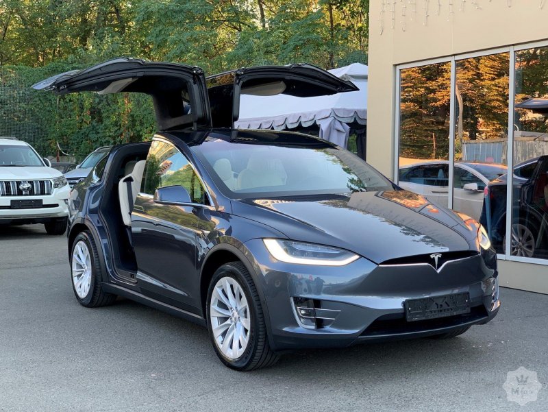 Tesla x60