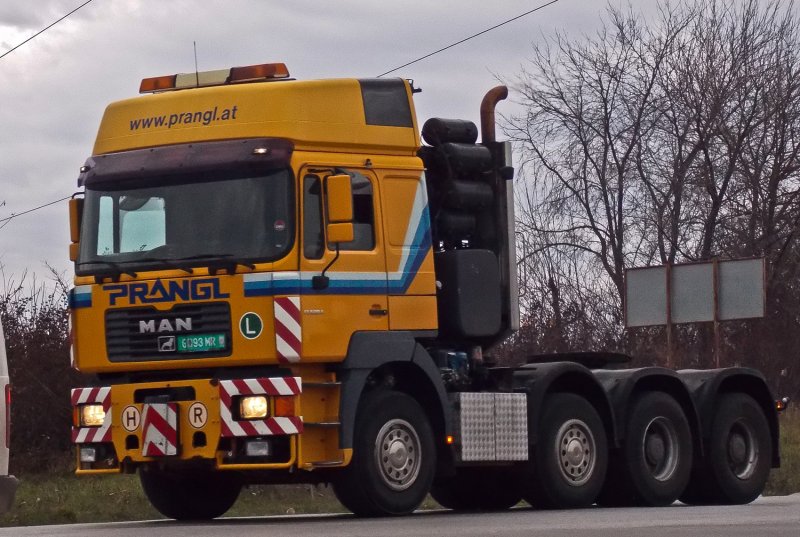 Ман Командор f2000