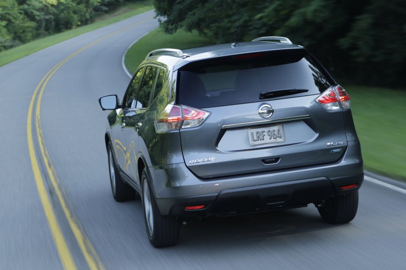 Nissan x-Trail 2014 сзади