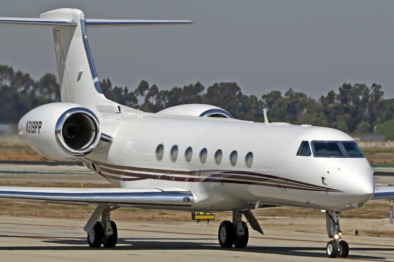 Бизнес-Джет Gulfstream g550