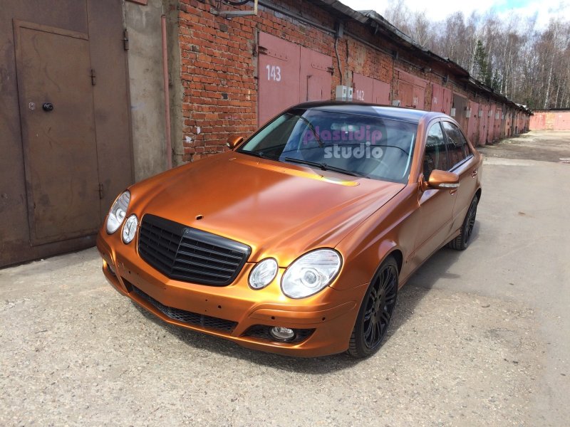 Мерседес w211 оранжевый