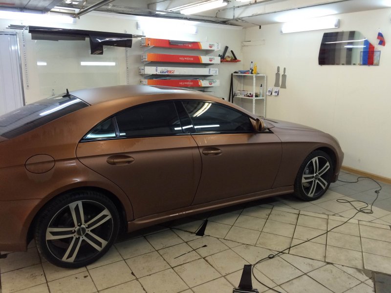 Llumar Bronze 35