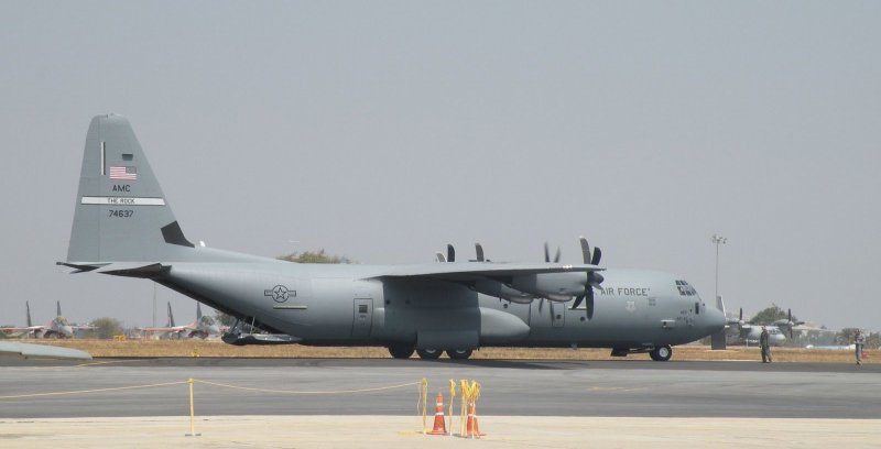 C-130 Hercules АН-12