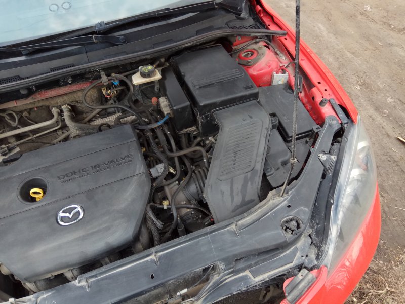 Подкапотка Мазда 3 2008