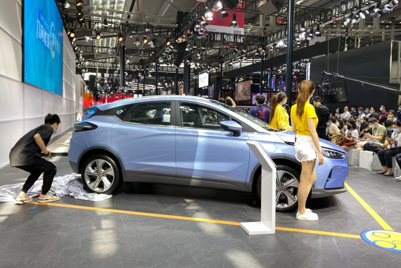 Geely Geometry c