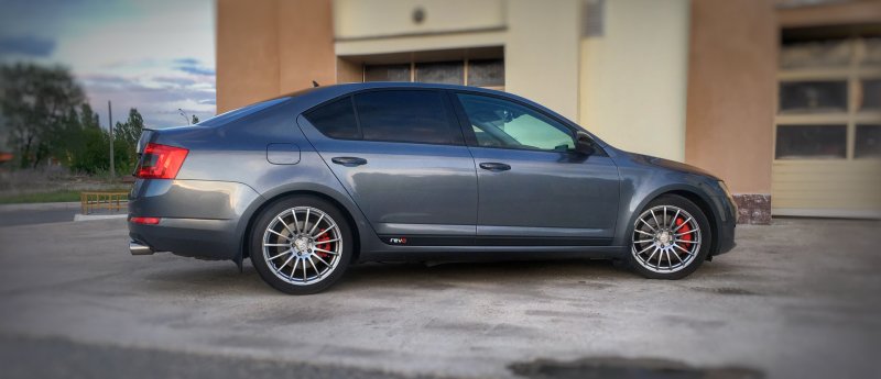 Dotz Mugello Octavia a5