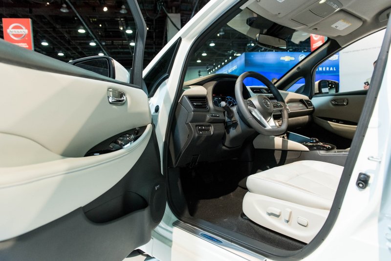 Nissan Leaf 2 Interior