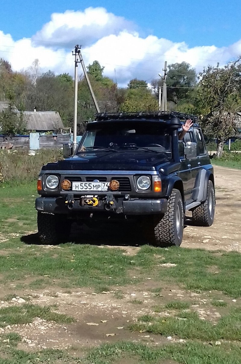 Ниссан Патрол у60 белый