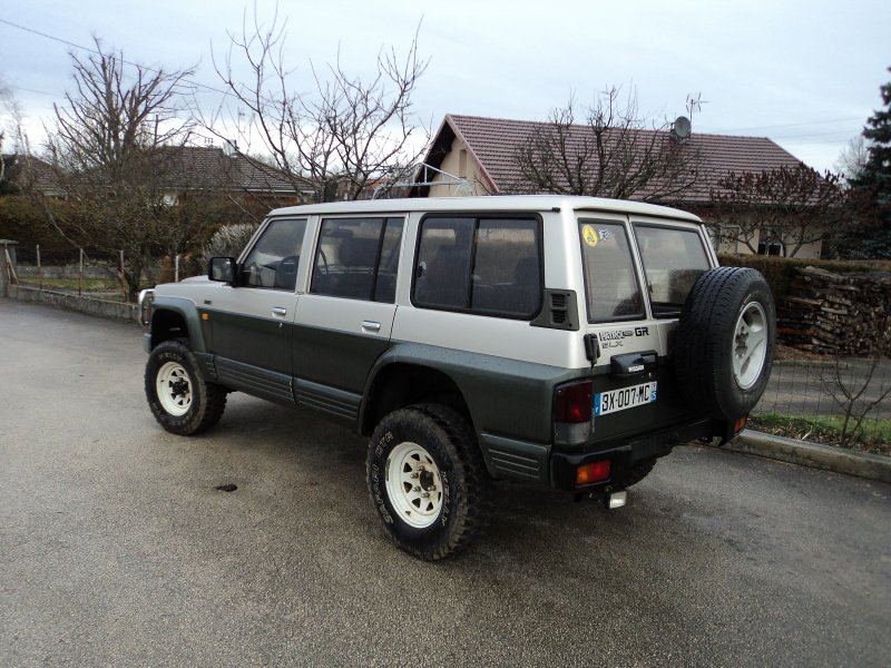 Nissan Patrol gr i (y60)