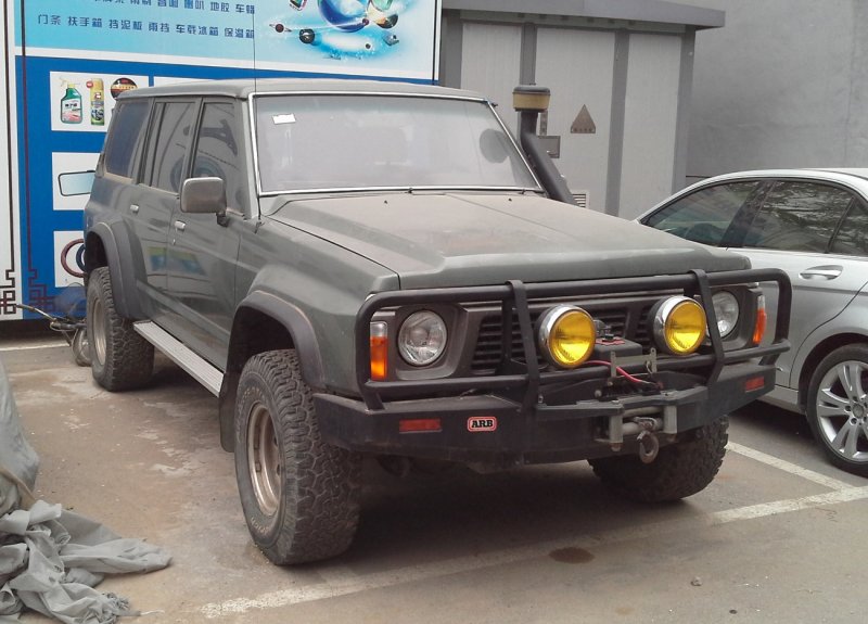 Nissan Patrol y60