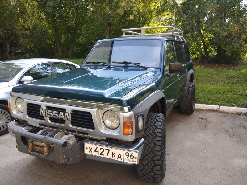 Nissan Patrol 1995 y60