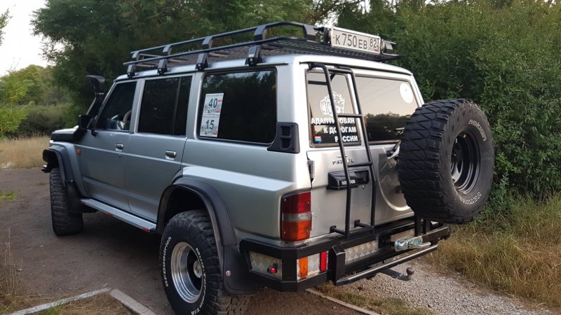 Экспедиционный Nissan Patrol y60