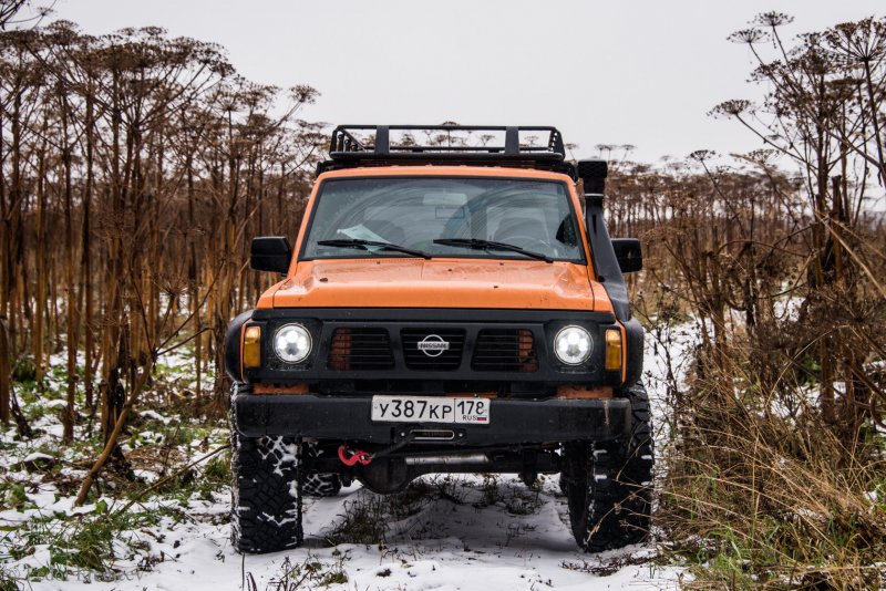 Nissan Patrol y60 трофи