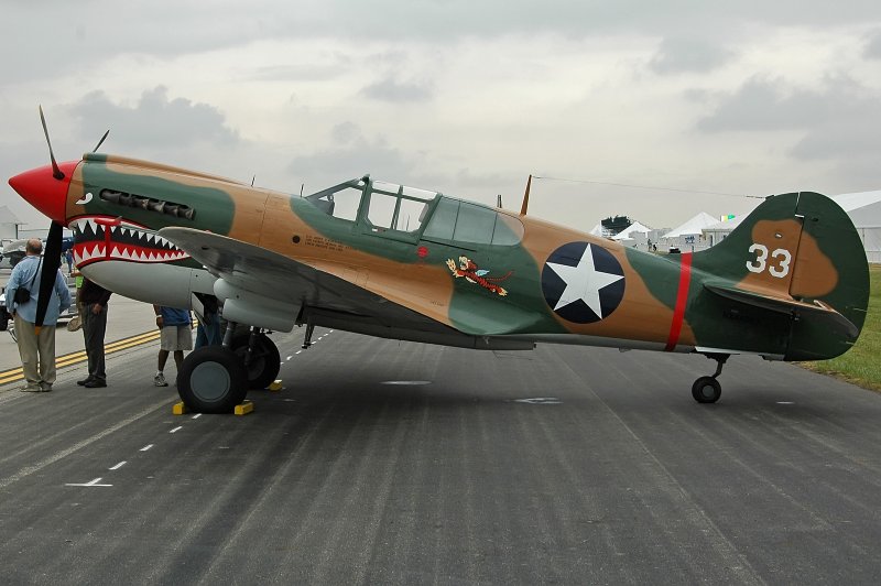 Самолет Curtiss p-40