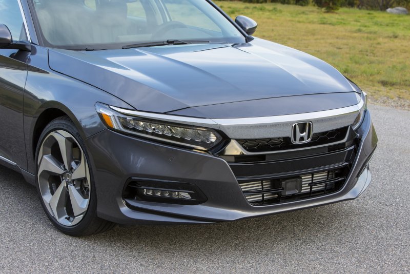 Honda Accord Touring 2.0т