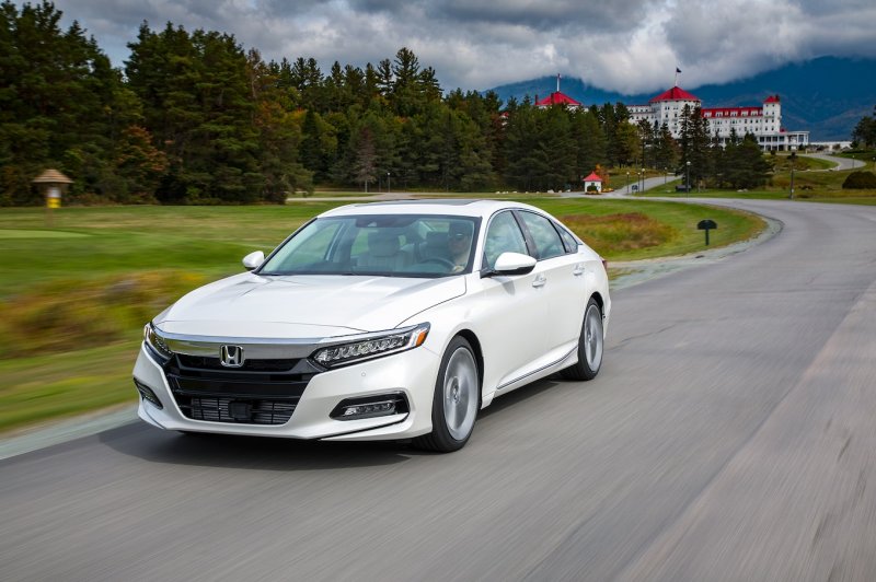 Honda Accord 10 поколения