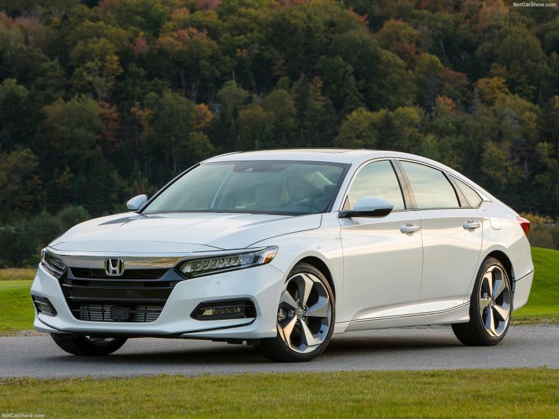 Honda Accord 10 поколения