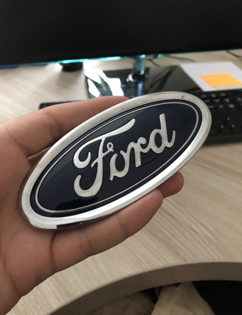 Ford надпись
