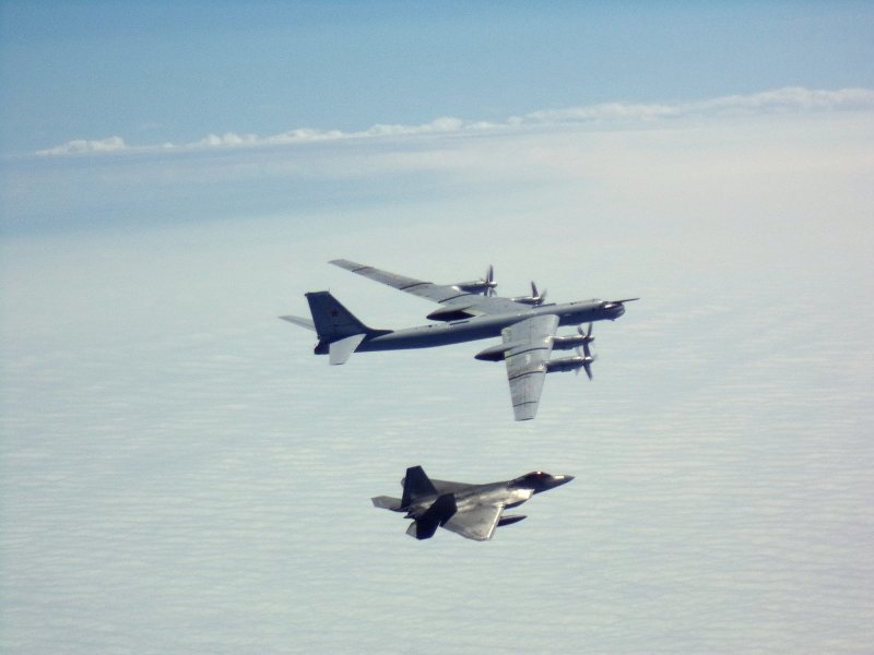 B-52h Stratofortress на взлете