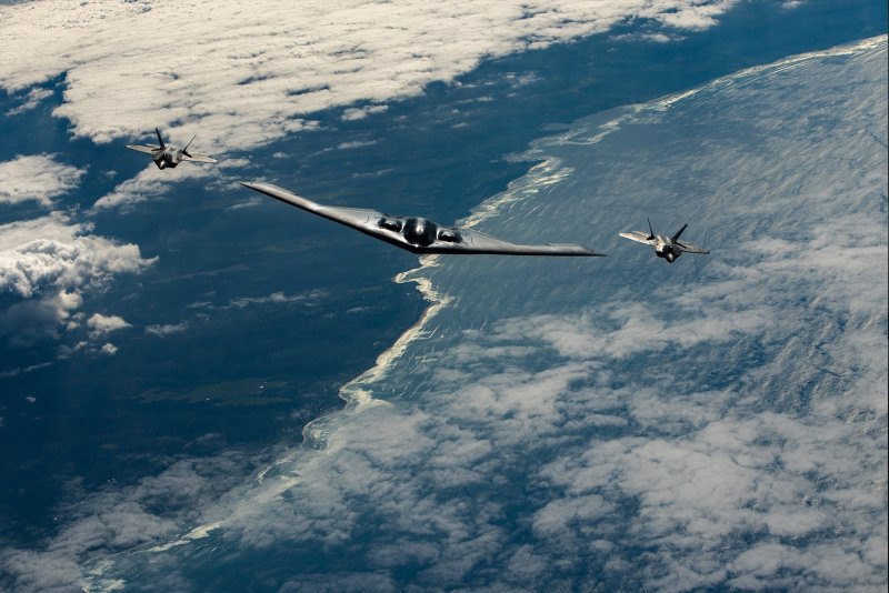 Бомбардировщик ВВС США Б-52