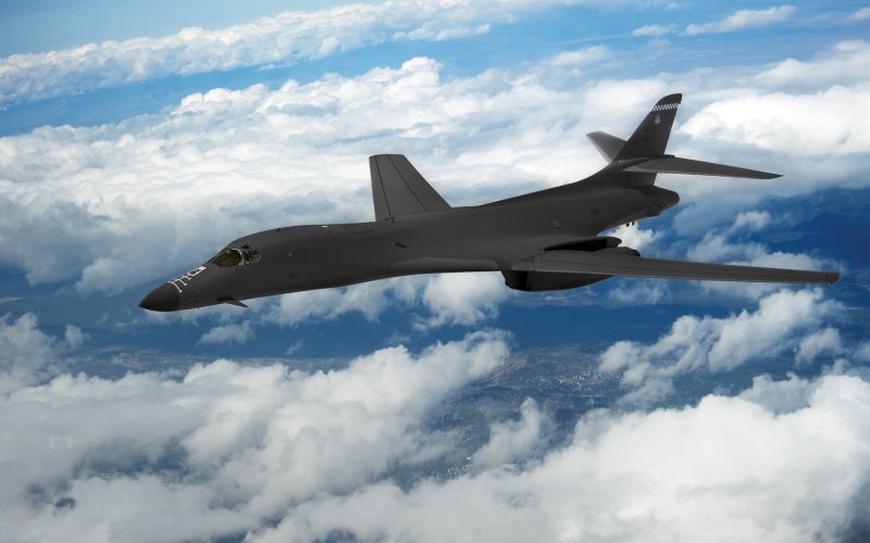 Стратегические бомбардировщики ВВС США B-1b