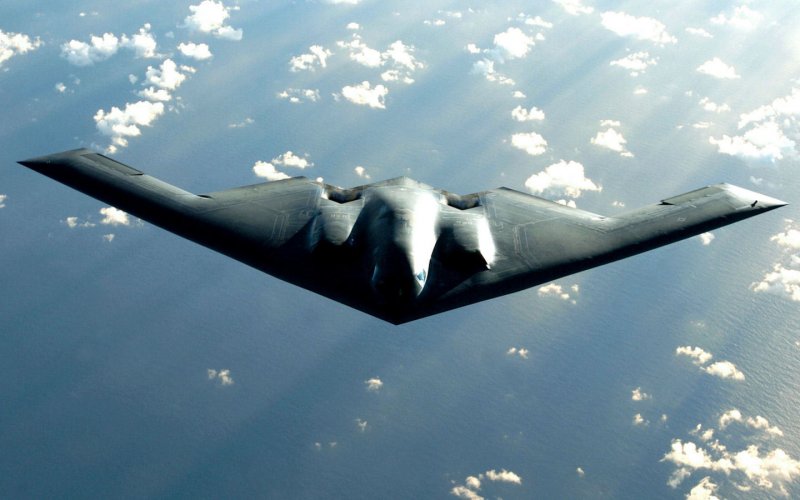 Стелс-бомбардировщик b-2