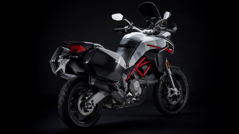 Дукати Мультистрада 1200 s