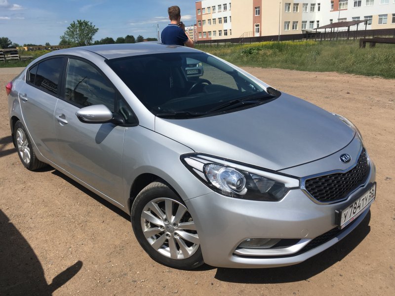 Киа Рио 2017 металлик
