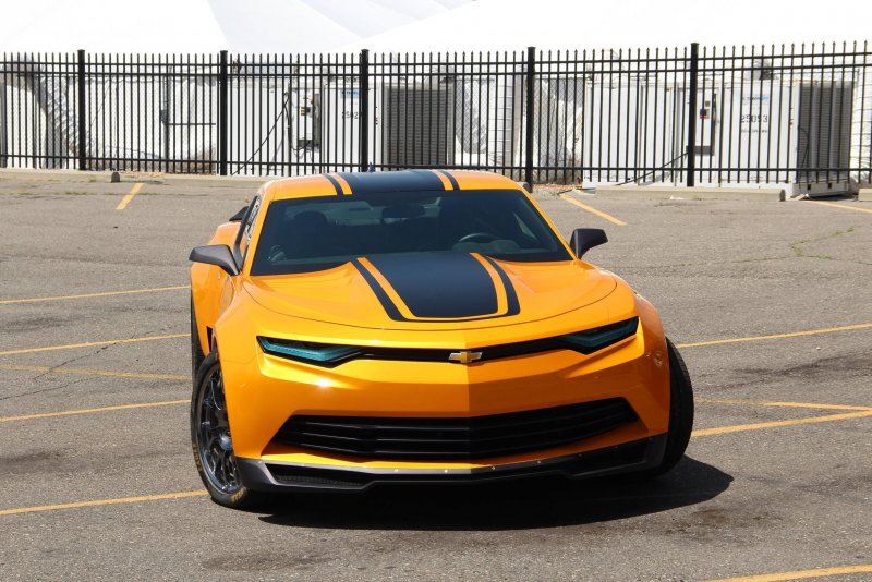 Chevrolet Camaro Бамблби