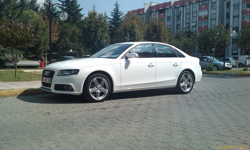 Диски r19 Audi a4 белая