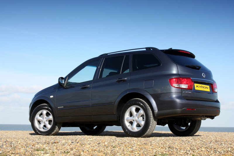 Машина SSANGYONG Kyron