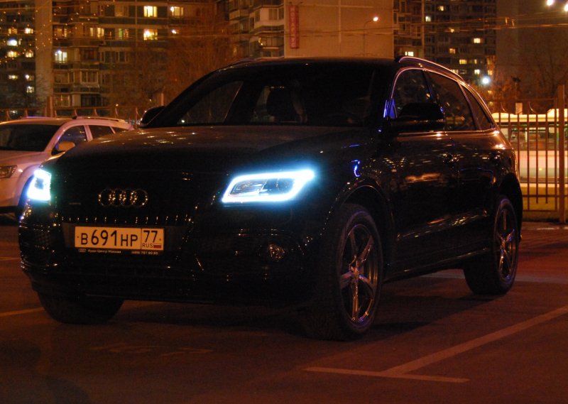 Audi q5 Black