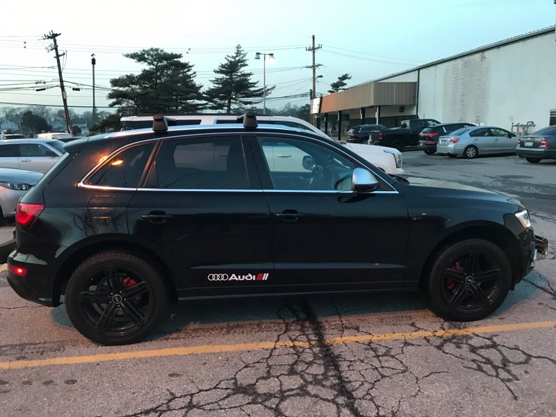 Audi q5 черная тонированная