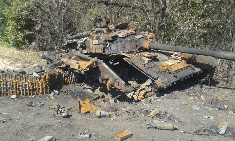 Подбитые украинские танки т72