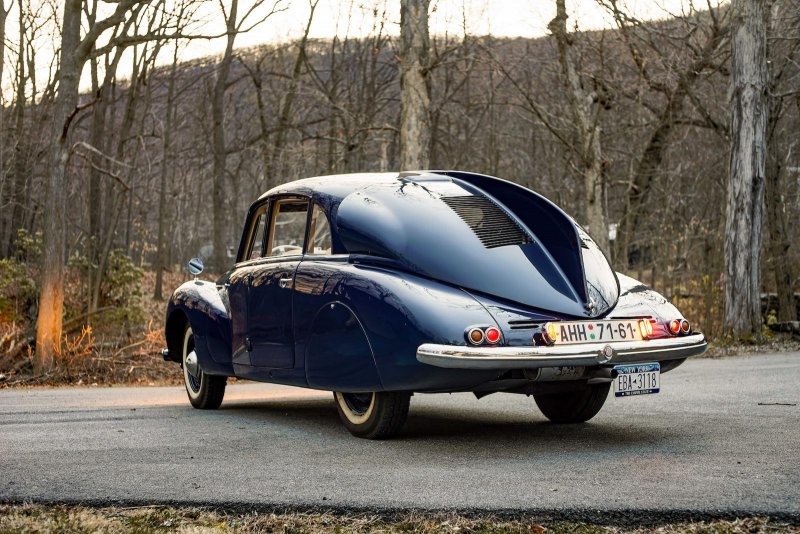 Tatra t147