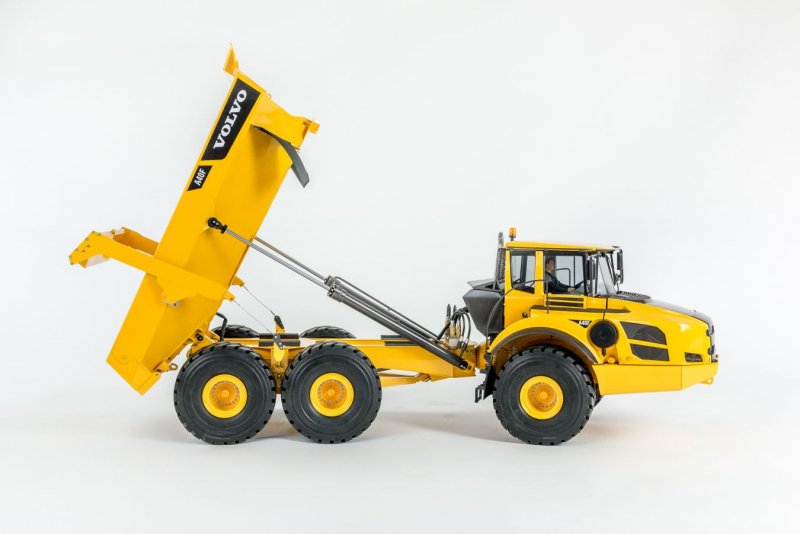 Самосвал Volvo a60h