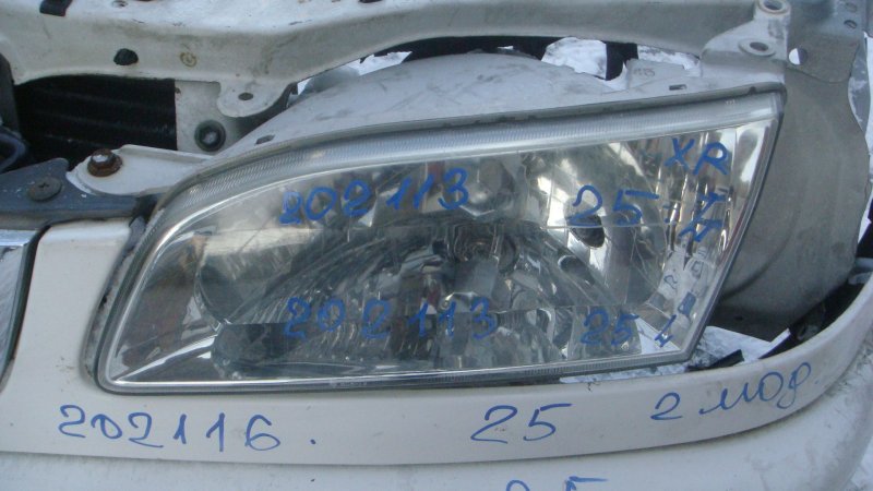 Toyota Corolla ae110 фара