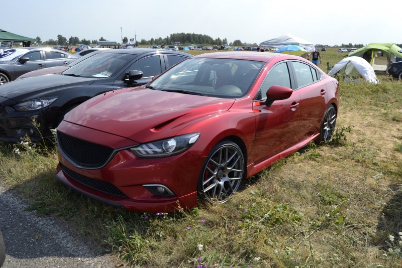 Mazda 3 Вишневая гадюка
