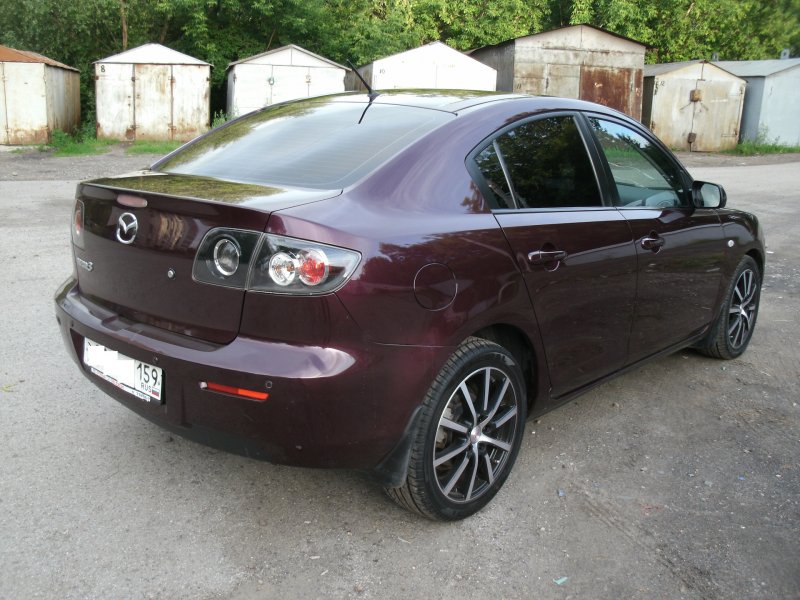 Мазда 3 2008 Вишневая