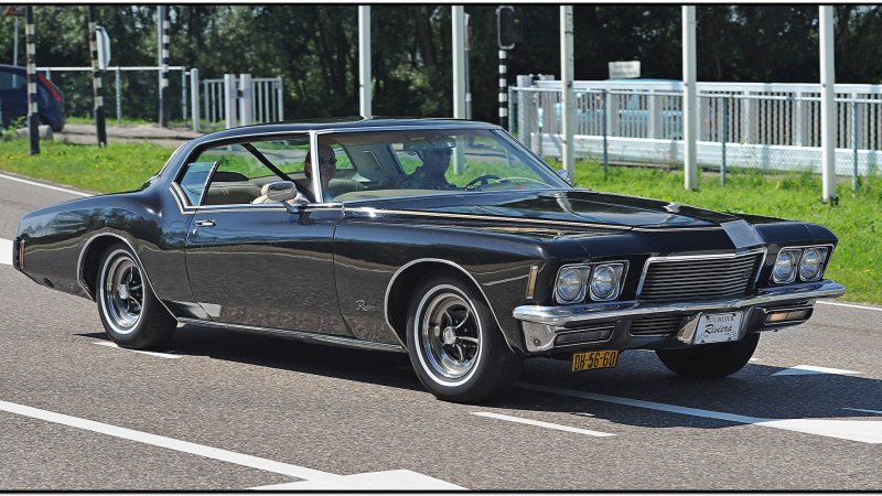 Pontiac Rivera