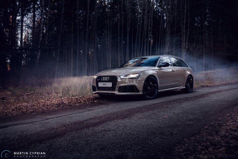 Audi rs6 avant осень
