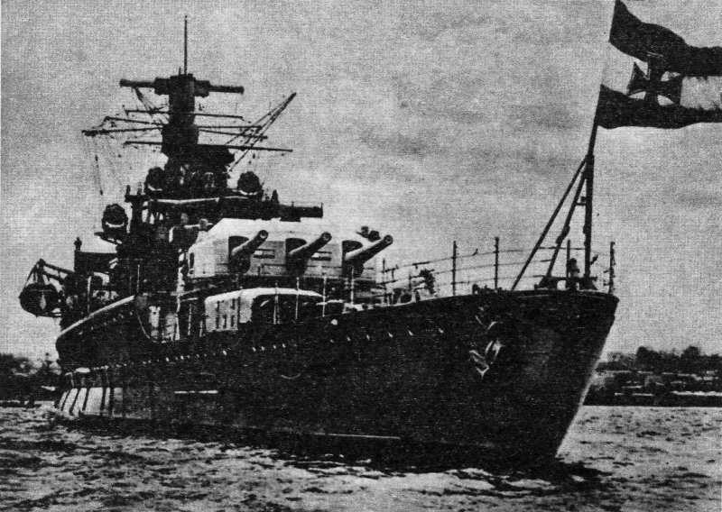 «Карманный линкор» «Дойчланд» («Deutschland»)