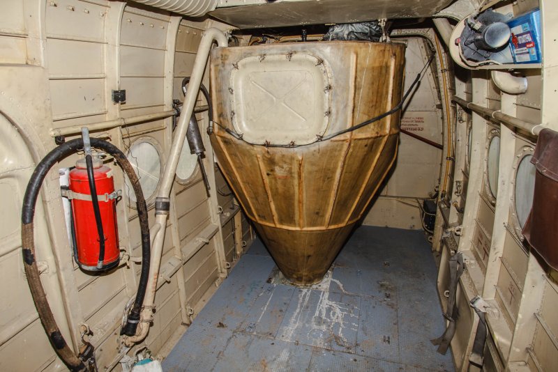 АН 2 грузовой отсек