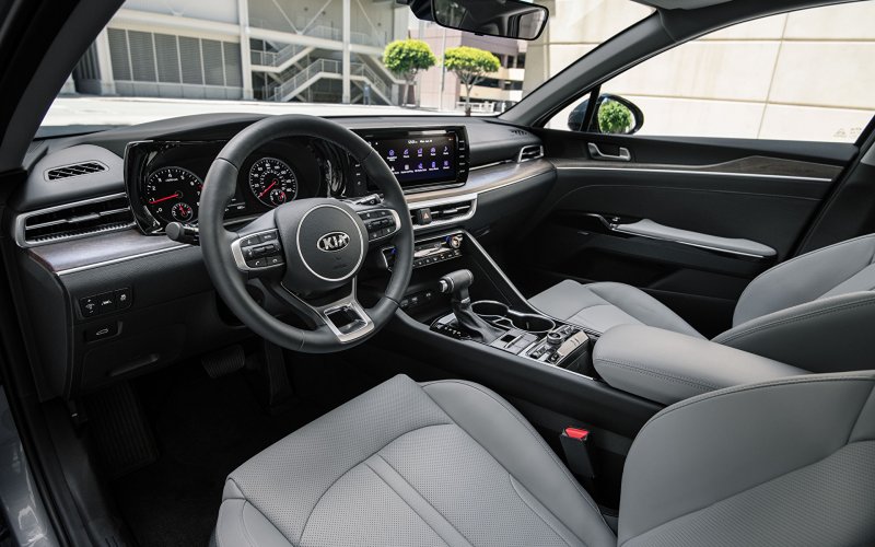 Kia Optima 2021 салон
