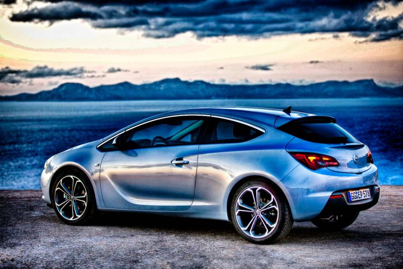 Opel Astra GTC