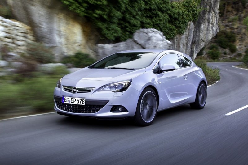 Opel Astra j GTC